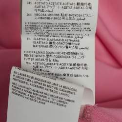 Pre Owned فساتان فيرساتشي وردي جيرسي بحمالات ميدوسا مشد متوسط مقاس صغير (إكسترا صغير)