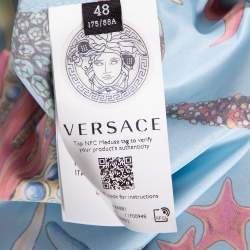 Pre Owned جاكيت فيرساتشي ستارفيش أزرق مطبوع خامة صناعية بسحاب أمامي مقاس كبير - لارج