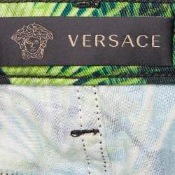 مملوكة مسبقًا Versace Green Jungle Print Denim Mini Skirt M