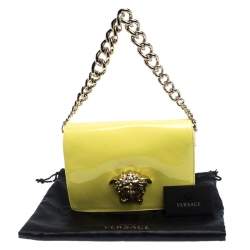 مملوكة مسبقًا Versace Neon Yellow Patent Leather Medusa Palazzo Shoulder Bag