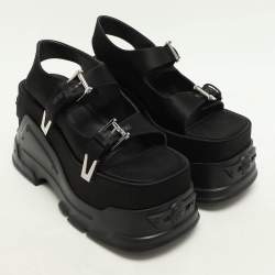 مملوكة مسبقًا Versace Black Satin Medusa Anthem Platform Slingback Sandals Size 39