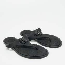 مملوكة مسبقًا صندل فيرساتشي مطاط أزرق ميدوسا لوح مسطح مقاس 38.5