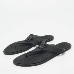 مملوكة مسبقًا صندل فيرساتشي مطاط أزرق ميدوسا لوح مسطح مقاس 38.5