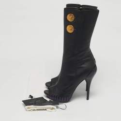 مملوكة مسبقًا بوت فيرساتشي منتصف الساق مفتوح الأصابع ميدوسا جلد أسود مقاس 39