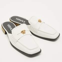 Pre Owned Versace La Medusa Size 37 White Leather Square Toe Flat Mules
