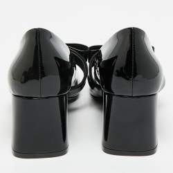 Pre Owned حذاء كعب عالي فيرساتشي جلد براءات اختراع أسود بكعب سميك مزين بشريط جياني مقاس 39