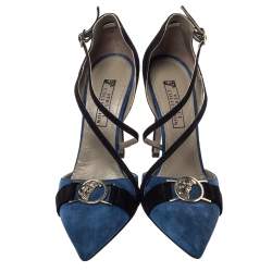 Pre Owned حذاء كعب عالييي فيرساتشي ميدوسا سويدي أزرق / أسود بسيور مقاس 38