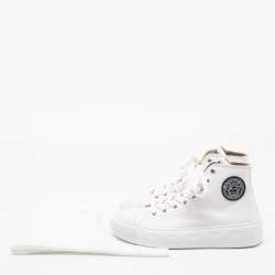 مملوكة مسبقًا Versace White Canvas Greca Medusa Logo Patch High Top Sneakers Size 39