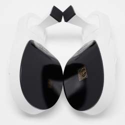 مملوكة مسبقًا Versace White Leather Medusa Sandals Size 39