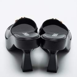 مملوكة مسبقًا Versace Black Leather Medusa Sandals Size 39