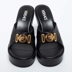 مملوكة مسبقًا Versace Black Leather Medusa Sandals Size 39