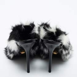 Pre Owned Versace Black/White Fur Medusa Chain Slide Sandals Size 38
