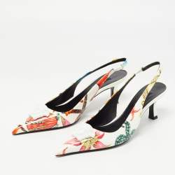 Versace Cream Patent Leather Medusa Slingback Pumps Size 40