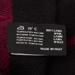 مملوكة مسبقًا شال فيرساتشي صوف بنفجسي بشعار محبوك