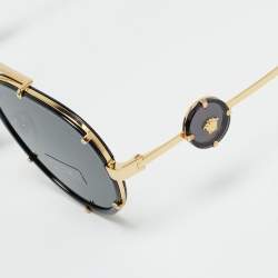 Pre Owned نظارة شمسية فيرساتشي مود 2232 ميدوسا ستراب أفياتور سوداء/ذهبية