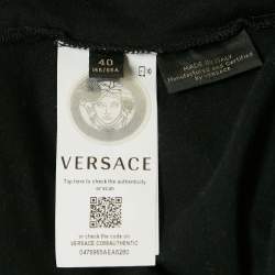 مملوكة مسبقًا Versace Black Logo and Pins Print Jersey Embellished T-Shirt S