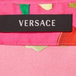 Pre Owned قميص فيرساتشي وردي بطبعة زهور بكم طويل من حرير الساتان مقاس متوسط (ميديوم)