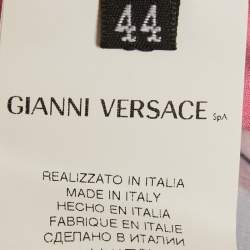 Pre Owned قميص فيرساتشي وردي بطبعة زهور بكم طويل من حرير الساتان مقاس متوسط (ميديوم)