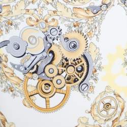 Pre Owned تنورة ميدي فيرساتشي كولكشن كريمي مطبوعة M