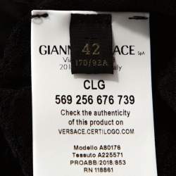 مملوكة مسبقًا Versace Black Perforated Knit Sleeveless Crew Neck Top M