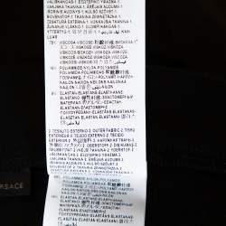 Pre Owned بنطلون فيرساتشي مزين بشبك كريب مرن أسود مقاس وسط (ميديوم)