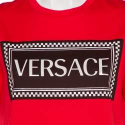 مملوكة مسبقًا Versace Red Cotton Logo Printed Crewneck T-Shirt M
