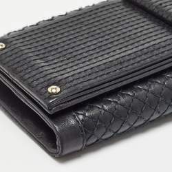Pre Owned Versace Black Quilted Leather Medallion Chain Clutch