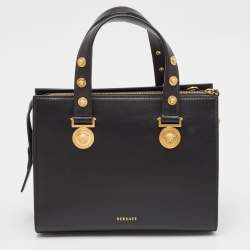 مملوكة مسبقًا حقيبة يد توتس فيرساتشي تريبوت ميدوسا جلد أسود مزخرفة