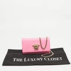 Pre Owned Versace Pink Leather Medusa Medusa Chain Clutch