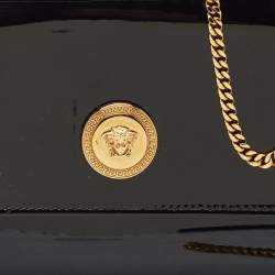 Pre Owned Versace Black Patent Leather La Medusa Chain Clutch