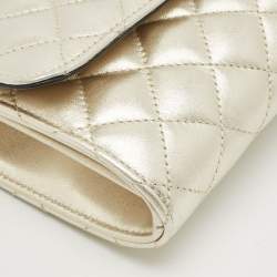 Pre Owned Versace Pale Gold Quilted Leather Medusa Chain Clutch