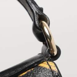 Pre Owned حقيبة يد فيرساتشي باروكو قماش مطلي أصفر/أسود