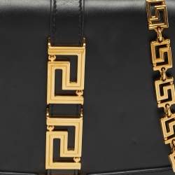 مملوكة مسبقًا Versace Greca Goddess Black Leather Flap Shoulder Bag