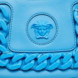 مملوكة مسبقًا Versace La Medusa Chain Blue Leather Hobo