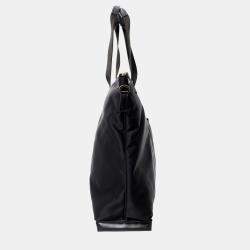 مملوكة مسبقًا حقيبة فيرساتشي توت سوداء نايلون لا ميدوسا مع حزام