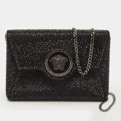 مملوكة مسبقًا Versace La Medusa Crystals Black Satin Chain Clutch