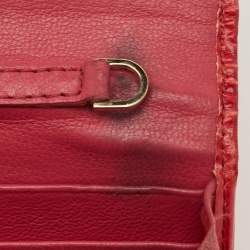 Pre Owned محفظة فيرساتشي لا ميدوسا جلد منقوش كروك أحمر حجم متو سط بسلسلة