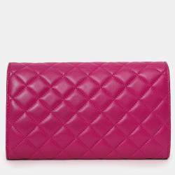 مملوكة مسبقًا محفظة فرساتشي ميدوسا جلد وردية على سلسلة