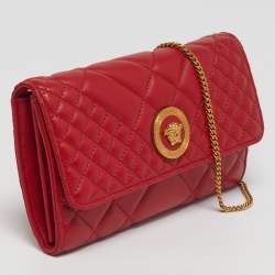 Pre Owned Versace Medusa La Medusa Red Quilted Leather Chain Clutch