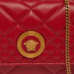Pre Owned Versace Medusa La Medusa Red Quilted Leather Chain Clutch