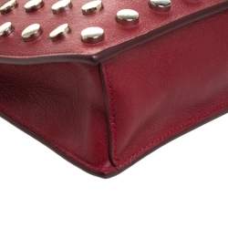 مملوكة مسبقًا Versace Red Leather Studded Shoulder Bag