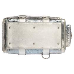 Pre Owned حقيبة ساتشل فيرساتشي سناب أوت أوف إيت جلد ثعبان فضي