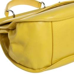 مملوكة مسبقًا Versace Yellow Leather Top Handle Bag
