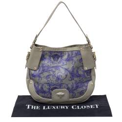 مملوكة مسبقًا Versace Grey/Blue Majolica Print Leather Hobo 