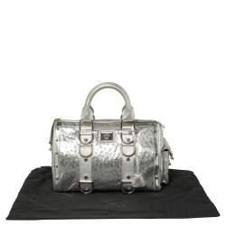 مملوكة مسبقًا Versace Silver Ostrich Embossed Leather Snap Out Of It Satchel