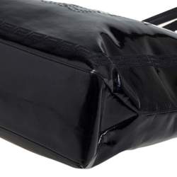 مملوكة مسبقًا حقيبة يد توتس فيرساتشي شوبر جلد لامع أسود مزين ميدوسا مخرم 