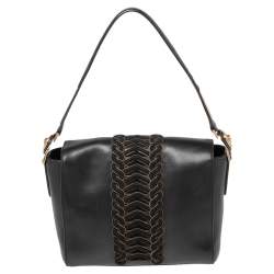 Pre Owned Versace Black Leather D Signature Medusa Shoulder Bag
