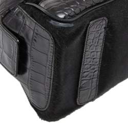 Pre Owned حقيبة فرساتشي شراشيب سويدي وشعر عجل وجلد ثعبان وجلد تمساح سوداء