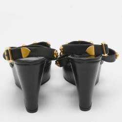 مملوكة مسبقًا Versace Black Leather Medusa Wedge Sandals Size 40