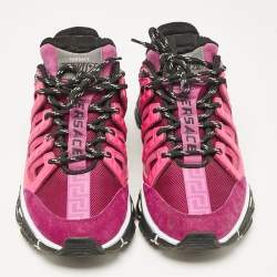 مملوكة مسبقًا Versace Pink/Purple Leather and Canvas Trigreca Sneakers Size 40